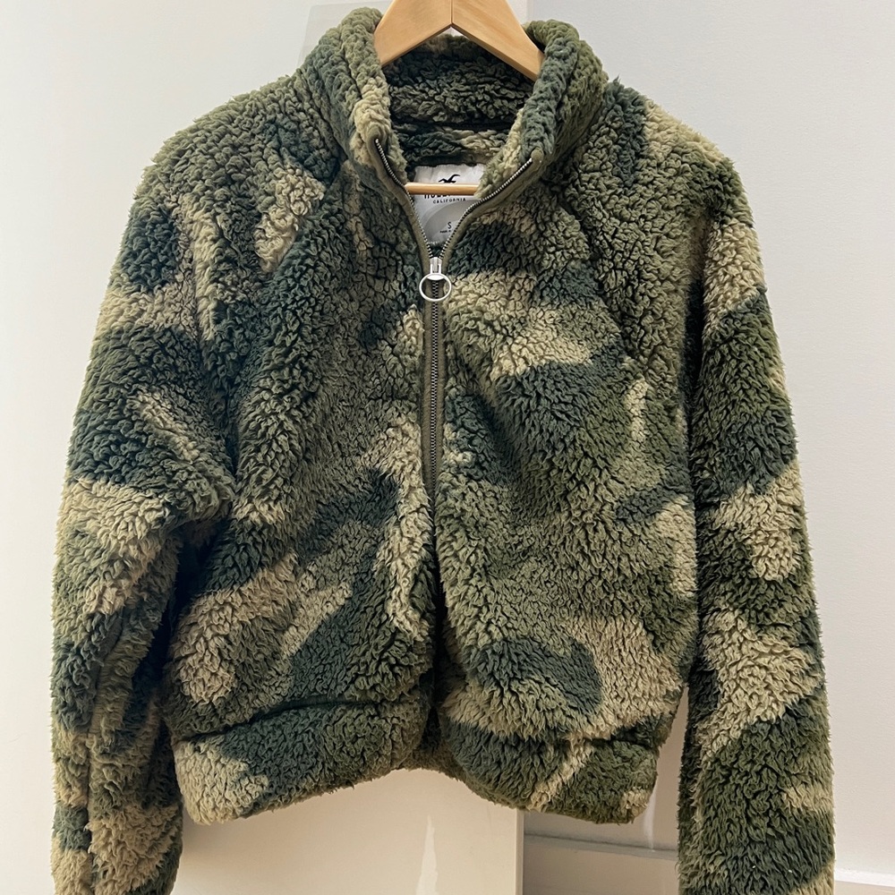 Hollister - Sherpa Zip Up Jacket